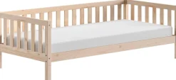 Vipack Kinderbett »Dallas, Massivholzbett, umbaubar vom Boden- zum Daybett« inkl. Rolllattenrost und Sprossenumrandung, 90 oder 140x200 cm breit,stabil und standfest gebaut, wahlweise Kiefer massiv natur oder weiß