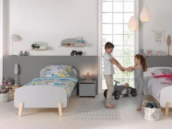 Vipack Kinderbett »Kiddy, inkl. Rolllattenrost, Liegefläche 90/200 cm« B/H/T ca. 205x72x94cm, gerundetes Kopf-/Fußteil, verschiedene Farben,gradliniges Design in Retro-Optik, hochwertiges MDF lackiert