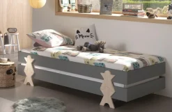 Vipack Kinderbett »Modulo, stapelbares Einzelbett, inkl. Rolllattenrost, 2 Farben« B/H/T ca. 203,6x93,8x48cm, Fuß Smile massiv, Bettseiten MDF lackiert,Liegefläche 90/200 cm, einzeln oder als 2-er Set erhältlich