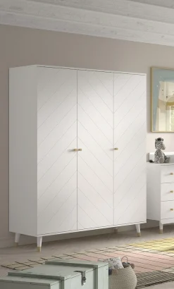 Vipack Kleiderschrank Made in Europe,mit 3 Drehtüren bietet viel Stauraum, Rillenprofil-Optik, Ausf. weiß