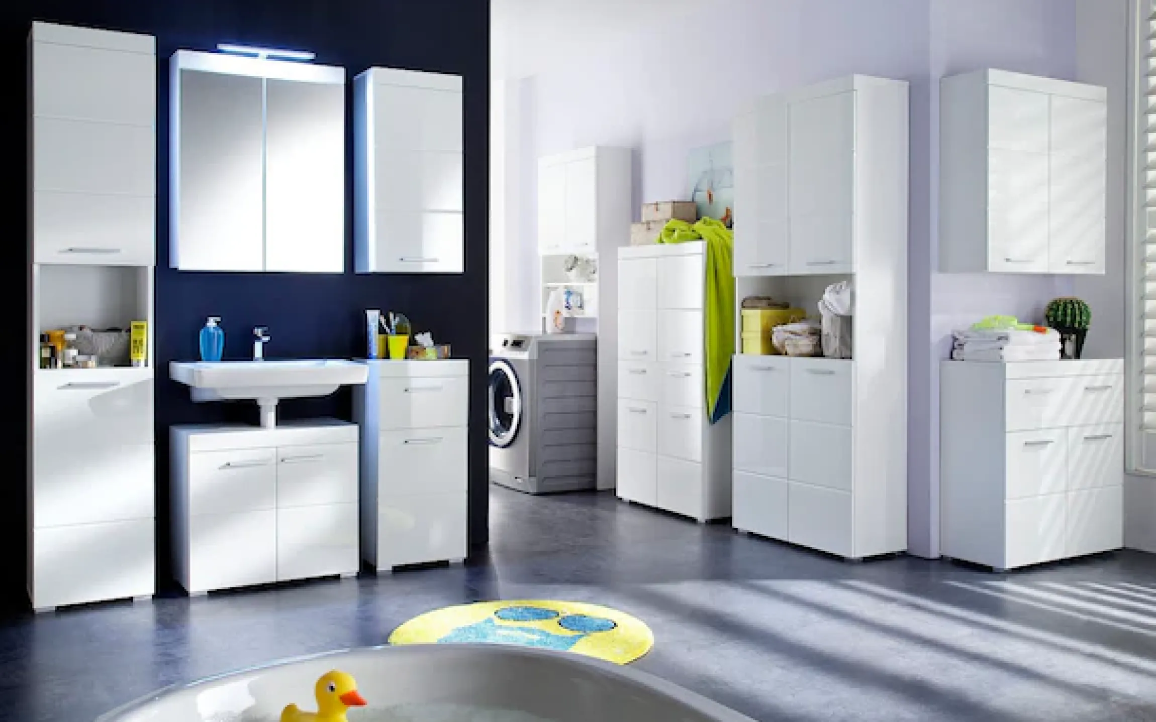 welltime Hochschrank »Avena« Badschrank 4-türig mit o. Fach und 4 Einlegeböden - B/T/H 73/31/190 cm