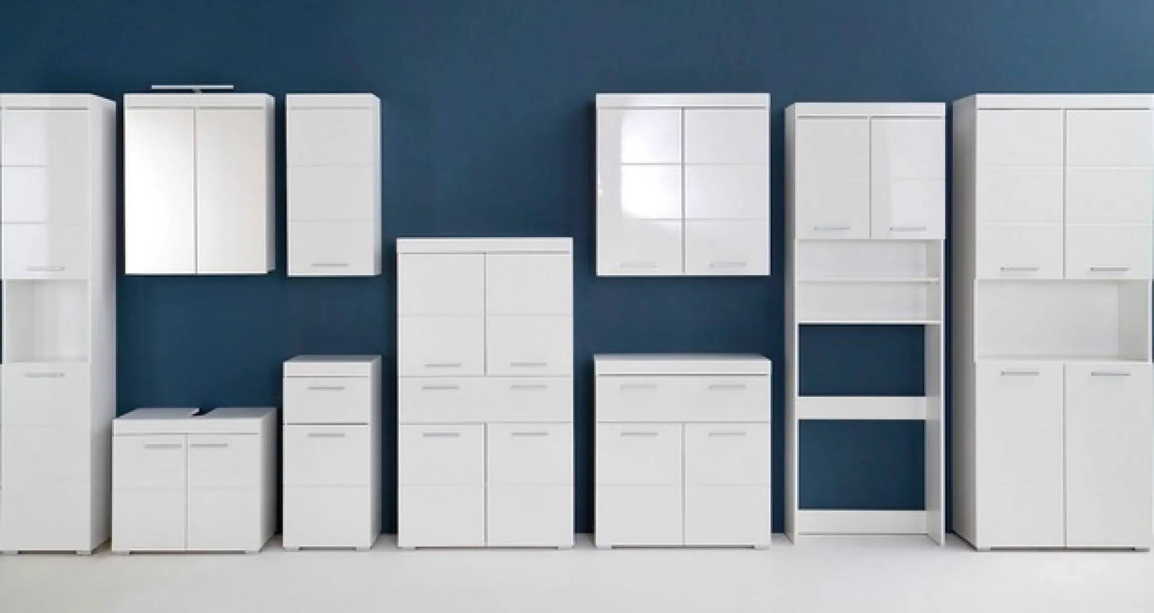 welltime Hochschrank »Avena« Badschrank 4-türig mit o. Fach und 4 Einlegeböden - B/T/H 73/31/190 cm