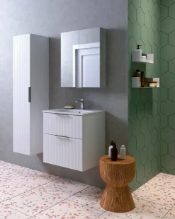 welltime Hochschrank »G-Line« mit Rillentür, Chromgriff, Soft-Close-Funktion