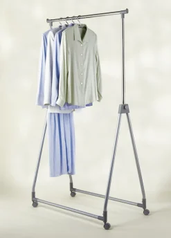 WENKO Kleiderständer stufenlos höhenverstellbar (99-167 cm), mit 4 Rollen, Tragkraft 40 kg
