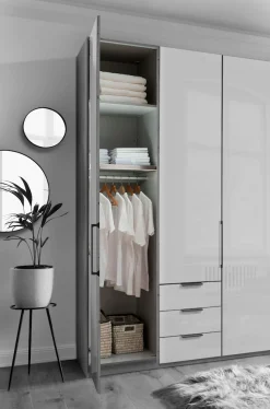 WIEMANN Kleiderschrank »Monaco« mit Glasfront sowie hochwertigen Beschlägen inkl. Dämpfung