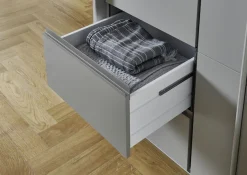 Wimex Schwebetürenschrank »Bali in den Breiten 225cm & 270cm, Kleiderschrank mit Glaselement« Schrank mit 3 Türen, in den Farben: grafit oder saharagrau erhältlich