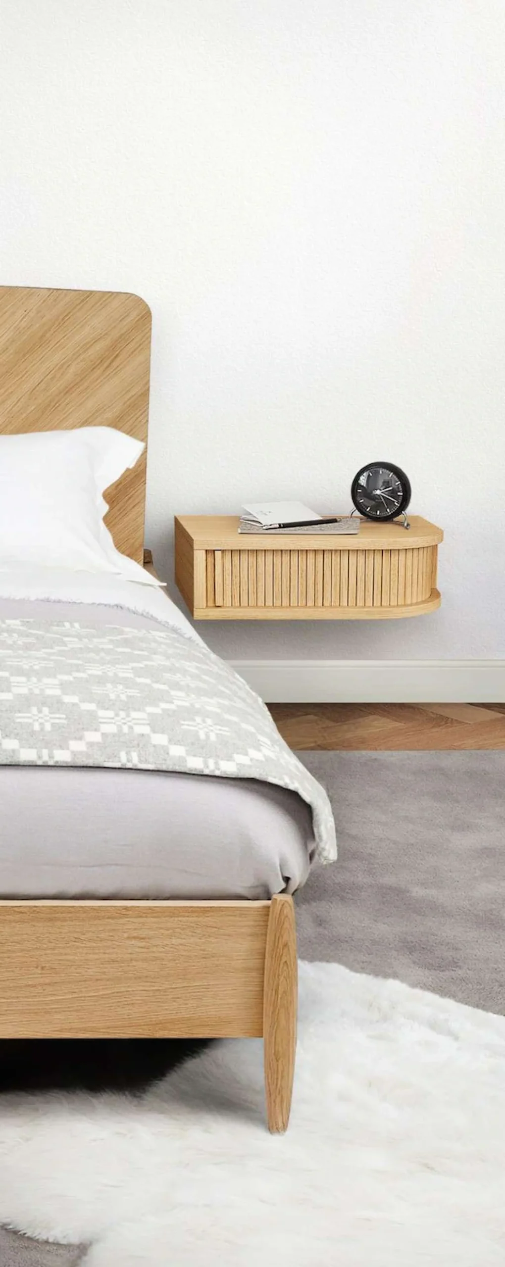 Woodman Nachttisch »Farsta« in 3 Farben, mit Tambourschiebetüren, mit Eichenholz furniert, FSC®