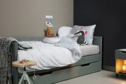 WOOOD Bettgestell »Nikki FSC®-Kiefernholz gebürstet, H 73 x B 208 x D 100 cm« Matratzenmaß 90x200 cm, Schublade optional, mit akzentuierter Maserung