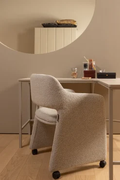 WOOOD Esszimmerstuhl »Lyric mit Ceyo-Bouclé-Bezug und Rollen B 59 x T 58 x H 79 cm« () Tragkraft 120 kg, Hohe Verschleißfestigkeit, montiert geliefert