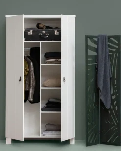 WOOOD Garderobenschrank »Ties FSC®-Kiefernholz gebürstet mit Ledergriffen, H202 x B111 x T55 cm« V-Nuten-Türen, Tragkraft 10 kg pro Einlegeboden, Melamininterieur