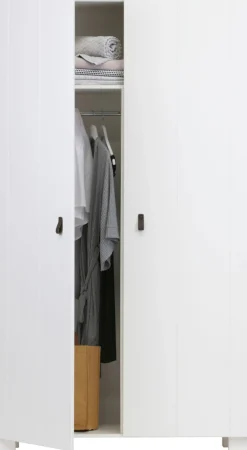 WOOOD Garderobenschrank »Ties FSC®-Kiefernholz gebürstet mit Ledergriffen, H202 x B111 x T55 cm« V-Nuten-Türen, Tragkraft 10 kg pro Einlegeboden, Melamininterieur