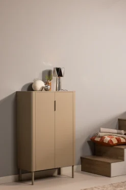 WOOOD Highboard »Gunnar FSC®-Mix Massivkiefer mit Dämpfung Funktion, 85 x 39 x 135 cm« Abgerundete Ecken, Tragkraft 15 kg pro Einlegeboden,sichtbare Maserung