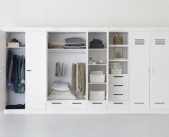 WOOOD Kleiderschrank »Connect FSC®-Kiefernholz mit sichtbare Maserungen H195 x B94 x T53 cm« FSC® Massivkiefer, Melamin-Innenraum
