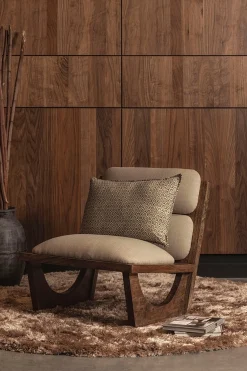 WOOOD Loungesessel »Opulent mit Bouclé-Bezug und Akazienholz-Gestell B 70 x T 80 x H 75 cm« Sichtbare Maserung, Tragkraft 150 kg, vollständig montiert geliefert