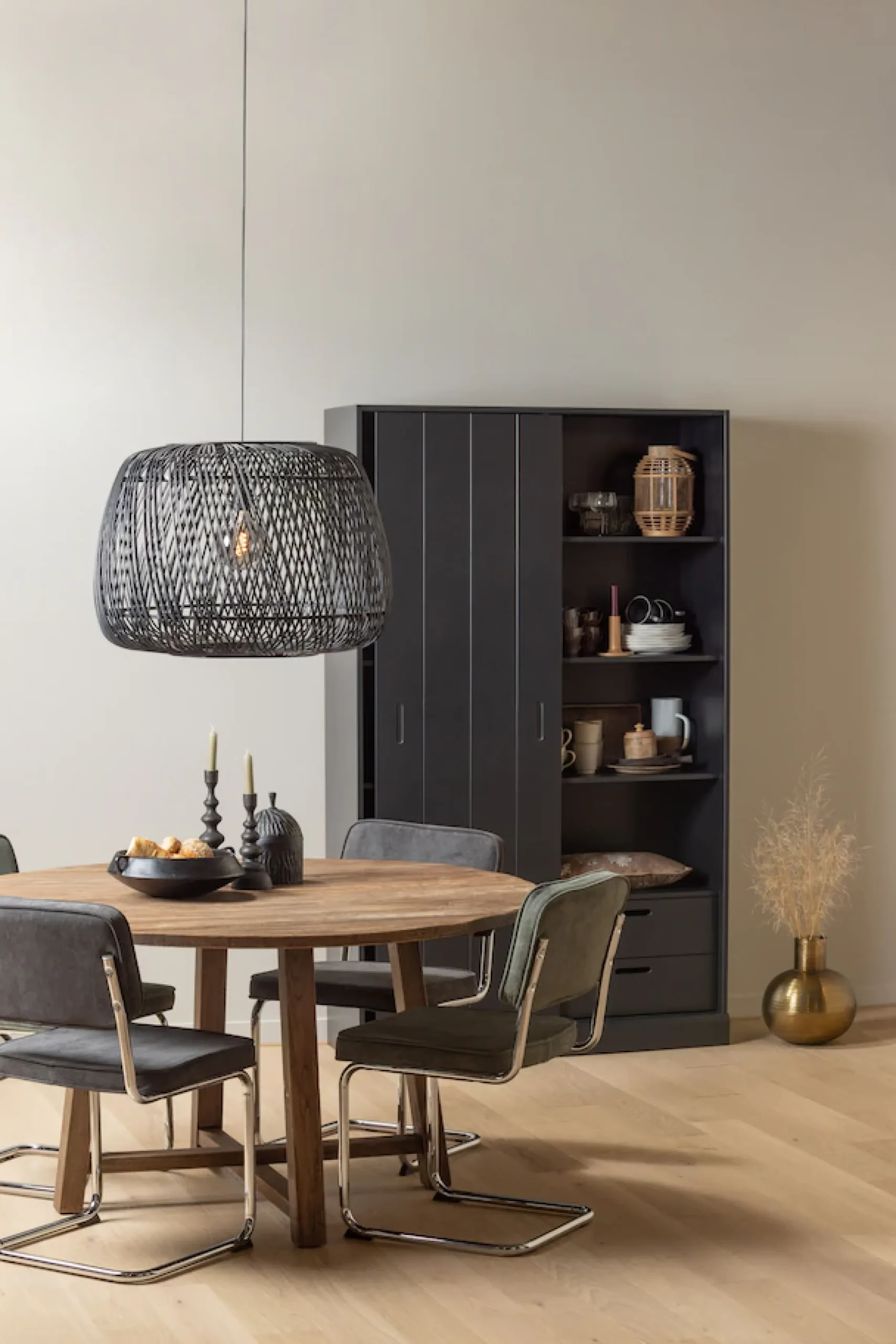 WOOOD Mehrzweckschrank »Move Massivholz Kiefernholz mit Schiebetür geschliffen 200x120x42 cm« Einfach zu montieren, Tragkraft 15 kg pro Boden, sichtbare Maserung