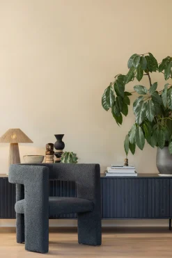 WOOOD Polsterstuhl »Tiwa mit Bouclé-Bezug und Holzgestell B 63 x T 62 x H 71 cm« () Maximale Verschleißfestigkeit, Tragkraft 100 kg, montiert geliefert