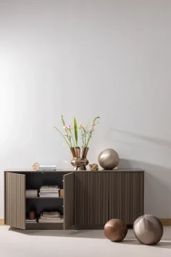 WOOOD Sideboard »Nova mit FSC®-Mix Massivkiefer und Dämpfung Funktion 200 x 40 x 85 cm« Tragkraft 15 kg pro boden, sichtbare Maserung, einfach zu montieren