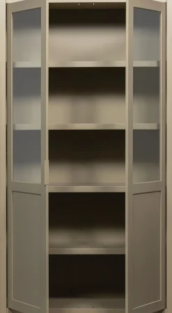 WOOOD Vitrine »Gunnar FSC®-Kiefernholz mit Glasstüren H 217 x B 120 x T 48 cm« Tragkraft 150 kg gesamt, wasserbasierter Schutzlack, Pfleigleicht