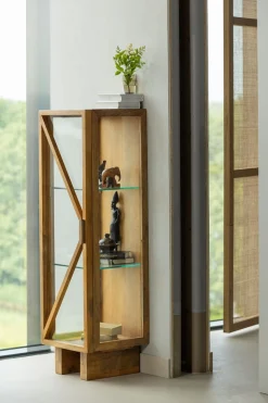 WOOOD Vitrine »Kella Mangoholz mit Glastüren und Glaseinlegeböden 40 x 39 x 137 cm« Tragkraft 5–7 kg pro Glasboden, Wandbefestigung empfohlen