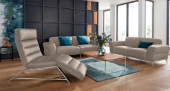 W.SCHILLIG 2,5-Sitzer »montanaa bequem, Federkernunterfederung, elegant & edel« mit Metallfüßen in Chrom glänzend, Breite 232 cm