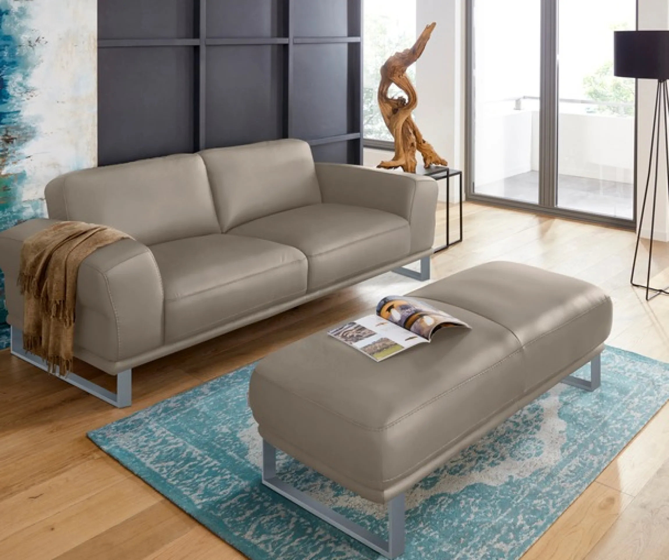 W.SCHILLIG 2,5-Sitzer »montanaa elegant & edel, bequem, Federkernunterfederung« mit Metallkufen in Silber matt, Breite 212 cm